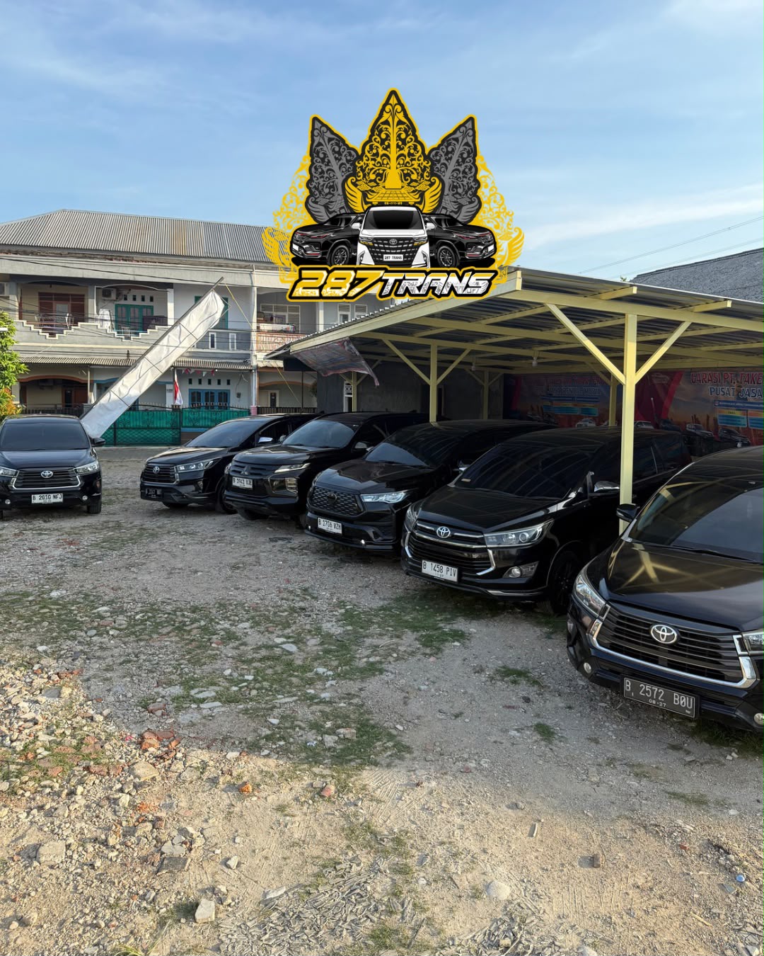 Armada rental mobil 287 Trans di Tangerang